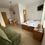 Séjour chez l'habitant Maja - *